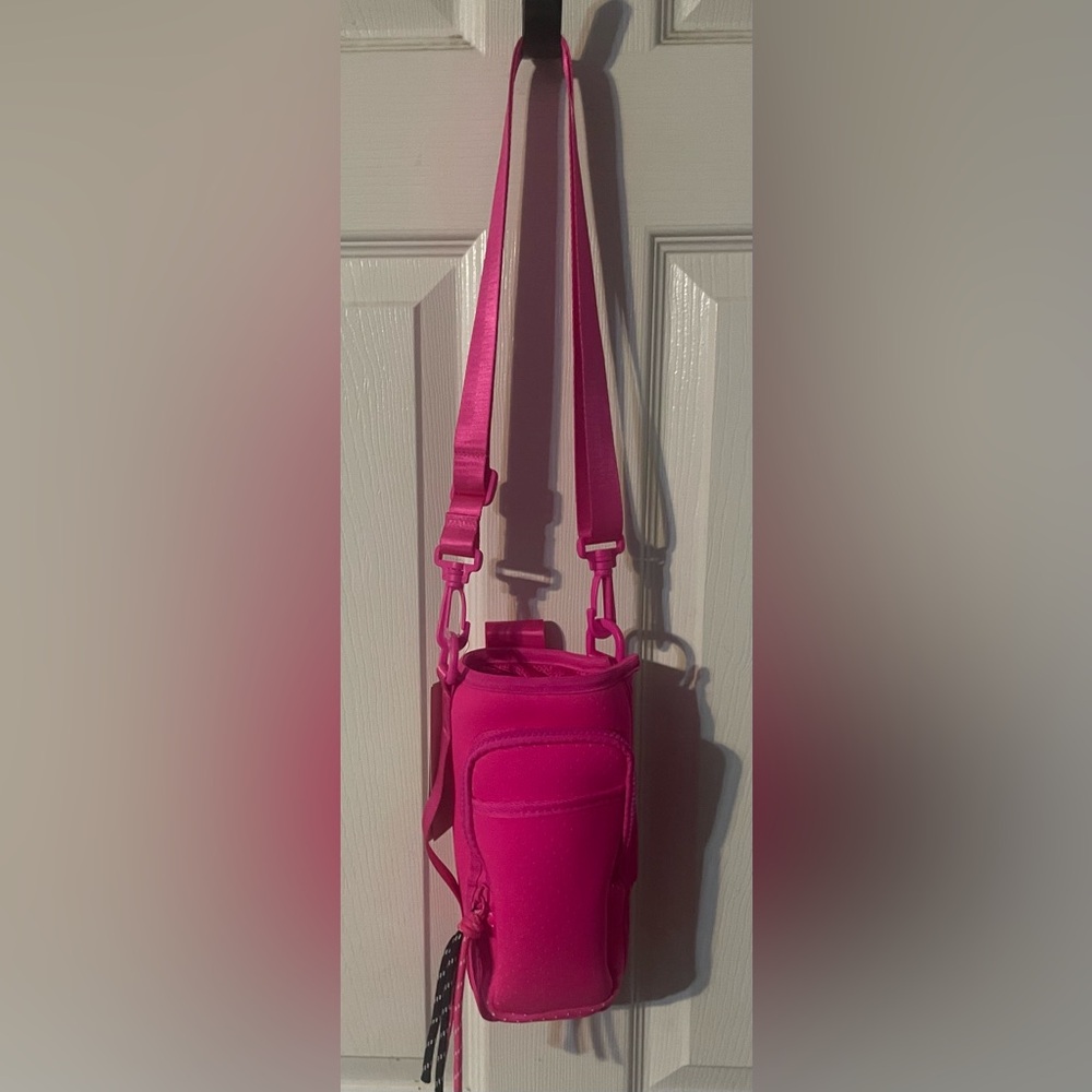 NWT No Boundaries Hot Pink Neoprene Tumbler Holder Crossbody Bag - Picture 8 of 12
